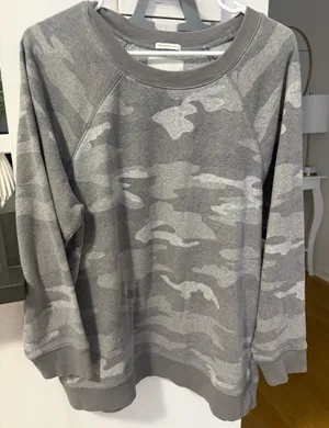 American Eagle Camo Crewneck Sweatshirt thumbnail 1