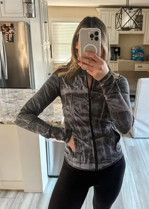 Lululemon Ebb to Street Jacket Gray Full Zip Size 8 thumbnail 1