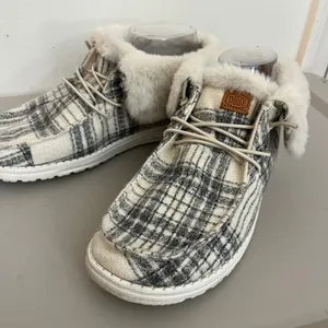 Hey Dude Wendy Fold Boot Women W9 Grey Plaid Textile Faux Fur Cozy Ankle Bootie thumbnail 1