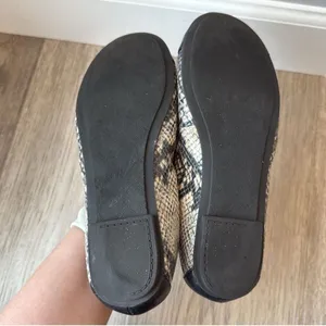 Vionic Minna Snakeskin Leather Ballet Flat thumbnail 9