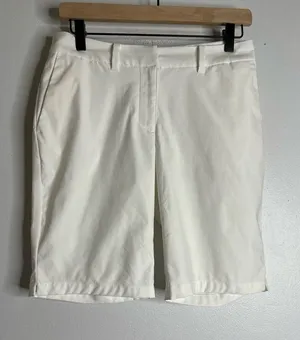 Nike Dri Fit Size 4 White Golf Shorts‎ CP0591 thumbnail 1