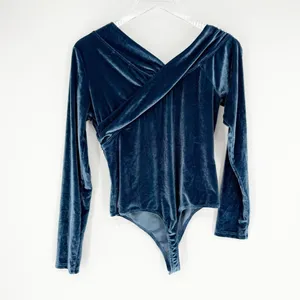 Kittenish‎ Velvet Off Shoulder Bodysuit Women's Size XL Blue Glam thumbnail 3