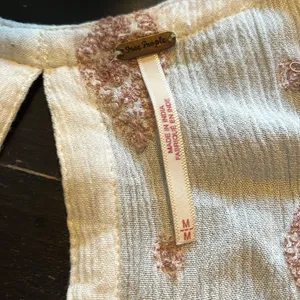 Free People crème tank top with dusty pink embroidery. GUC. thumbnail 2