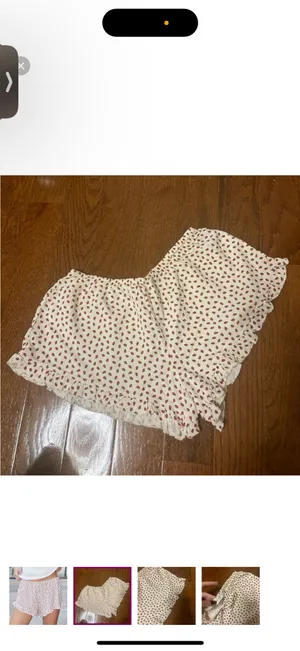 NWOT Brandy Melville John Galt Strawberry coquette Ruffle Shorts thumbnail 2
