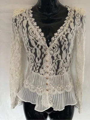 Lace Button thumbnail 5