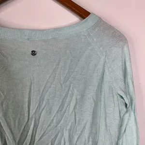 Lululemon Light‎ Blue Long Sleeve Sweater thumbnail 6