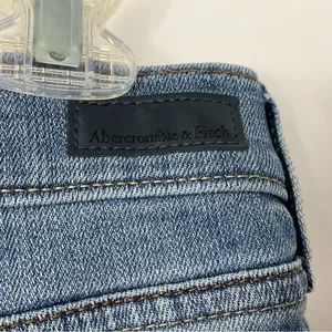 Abercrombie & Fitch Distressed Cut Off Jean Shorts Size 27 thumbnail 3