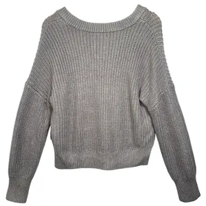 Abercrombie & Fitch Gray Chunky Knit Long Sleeve Cropped V-Neck Sweater Size S thumbnail 3