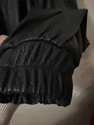 Vintage Black Leather Bomber Jacket with possum fur collar size medium thumbnail 4