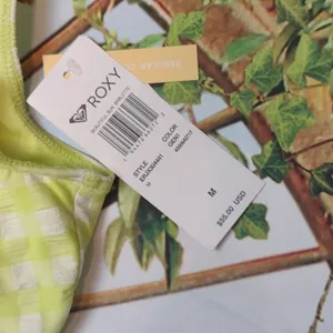 ROXY beautiful sun bikini set size medium thumbnail 3