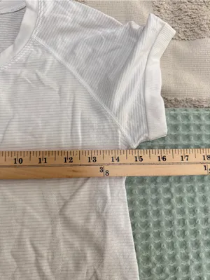 Lululemon Swiftly Tech‎ Short Sleeve 2.0 size 6 thumbnail 4