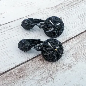 Vintage Clip On Earrings - Black Dangle 1 & 1/8" - Poor Condition thumbnail 8