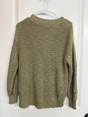American Eagle Green Open Knit Choker V-Neck Sweater XS thumbnail 6