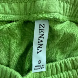 Zenana Green Tie Dye Dip Dye Ombre Pull On Casual Shorts Size Small NEW thumbnail 4
