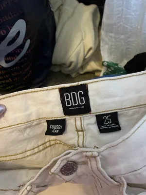 BDG white cowboy jeans thumbnail 4