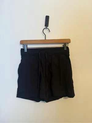 Lululemon Dance Studio High-Rise Short 3.5"‎ Black thumbnail 2