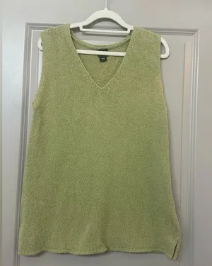 Eileen Fisher Size Large Green Knit V Neck Tank Top thumbnail 1