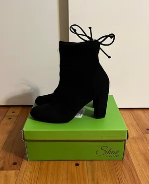 Black Suede Heeled Shoes Size 9 thumbnail 3