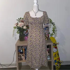 Shein 90s vintage style whimsical whimsigoth fairycore witchy floral midi dress thumbnail 2