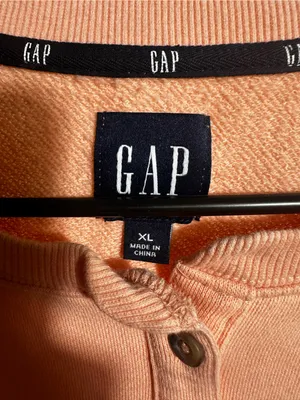 301. GAP Women's Peach Button Henley Pullover thumbnail 2