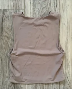 Aritzia Babaton Contour Muscle Tank thumbnail 3