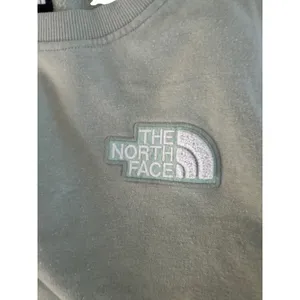 The North Face Womens Crewneck‎ Sweatshirt Mint Green Embroidered Logo Medium thumbnail 3