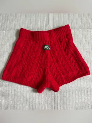 Daily Drills Knit Shorts in Red Size XS/S thumbnail 4
