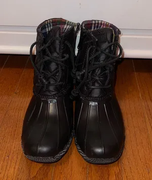 Sperry’s Black Quilted Duck Boots thumbnail 1