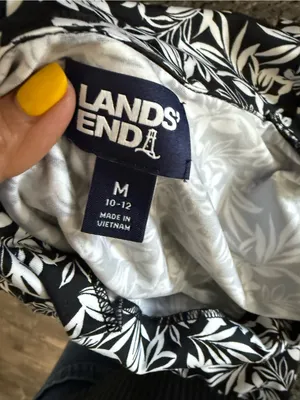 Lands' End Black & White Floral Sleeveless Collared Tank thumbnail 3