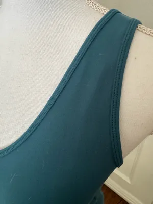 Athleta Tank medium like new  thumbnail 2