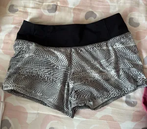 Lululemon Run Times Short II *4" thumbnail 3