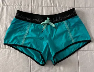 Lululemon Shorts thumbnail 1