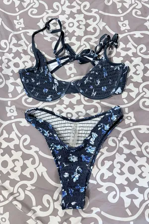 Shein Bikini Set thumbnail 1
