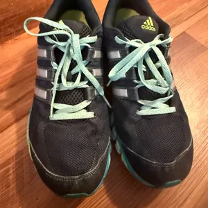 Adidas unisex running shoes super nice thumbnail 2
