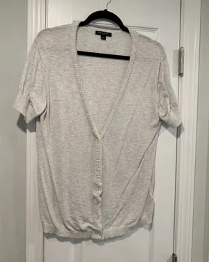 Banana Republic Size XL Light Gray 100% Cotton Short Sleeve Button Cardigan thumbnail 1