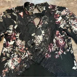 Daytrip High Neck Long Sleeve Black Floral Blouse with Lace Keyhole Size XS thumbnail 2