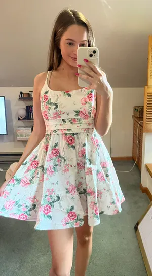 Francesca's Floral Dress thumbnail 2