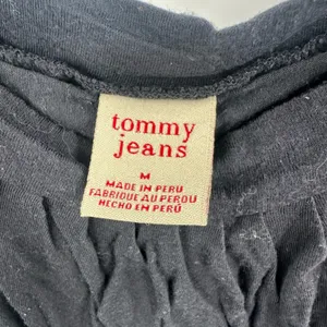 Tommy Jeans Size Medium Tank Top‎ Black Layered Bubble Hem Basic Undershirt thumbnail 4