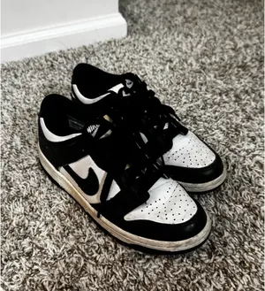 Nike Dunk Low thumbnail 2