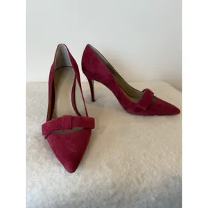 Ann Taylor Odette Wine Suede Bow Heels Shoes Fashion Blogger Work Pumps 9 Fairy thumbnail 3