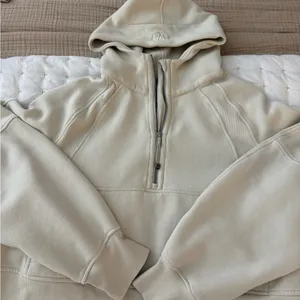 Lululemon Scuba Oversized Half Zip Hoodie. Bone color. Size M/L thumbnail 2