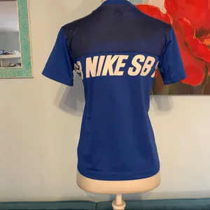 Nike Shirt Size S Small Blue Crop Top Short Sleeve Tee Cropped thumbnail 7