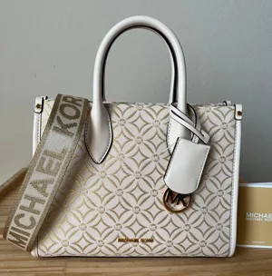 Michael Kors Purse thumbnail 1