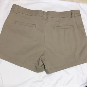 BCG • Tan Khaki Cargo Shorts Size 8 thumbnail 5