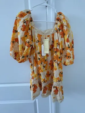 Nicole Miller Artelier Floral Puff Sleeve Blouse Size S thumbnail 1