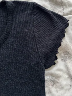 Abercrombie & Fitch Black Ribbed Scoop Neck Short Sleeve Tee, size S lettuce hem thumbnail 12