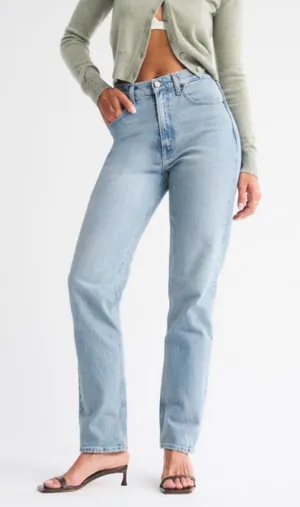 Abercrombie & Fitch Curve Love Ultra High Rise 90s Straight Jean Size 34 thumbnail 1