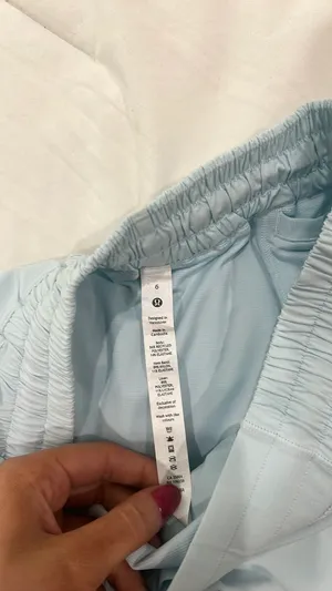 Lululemon Hot Hot Shorts blue thumbnail 3