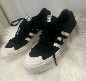 Adidas Women’s thumbnail 3