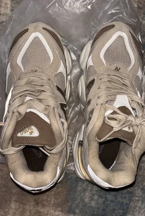 New Balance Shoes thumbnail 1